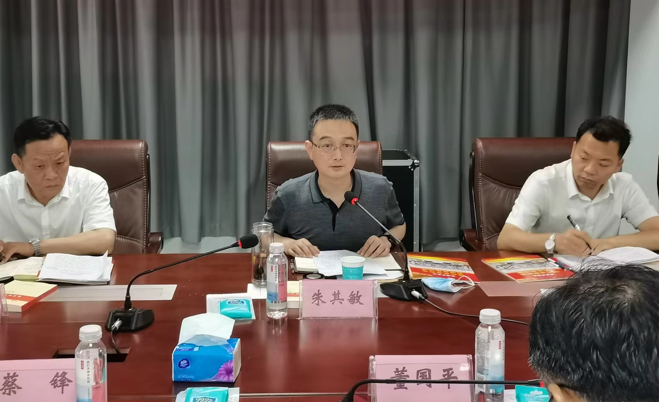 朱其敏到鄂城区花湖开发区调研城市社区建设工