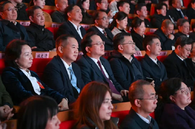 弘扬花湖精神 奋力建成支点 “花湖精神”主题宣讲报告会举行 孙兵王玺玮出席